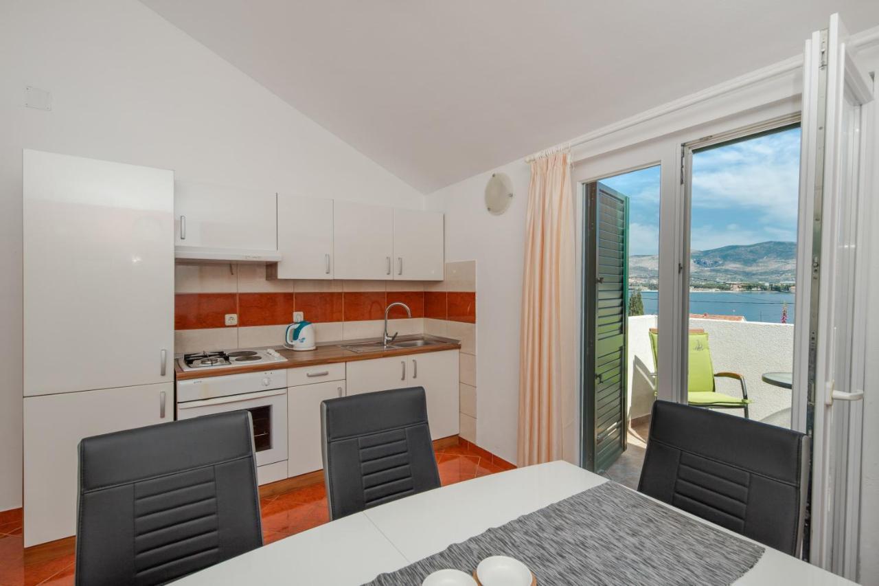 Apartments Danica Trogir Luaran gambar